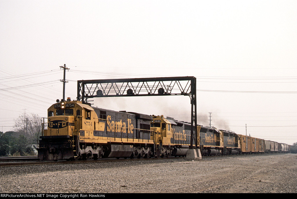 ATSF 8754